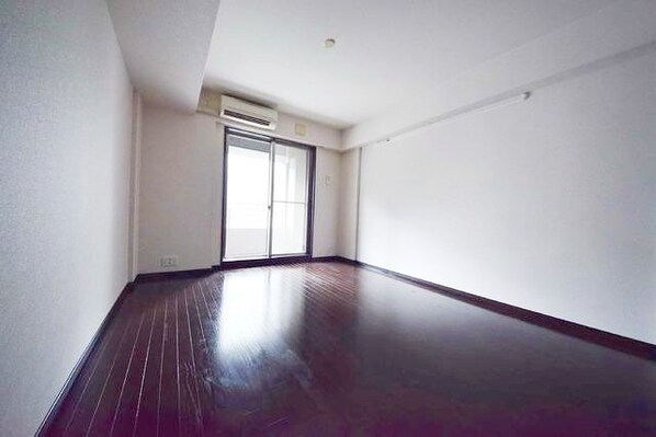 パレステュディオ九段・北の丸の物件内観写真